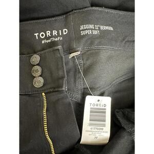 Torrid Women’s Plus Bermuda Shorts Lot of 2, Size 20, Black (NEW) & Dark Blue